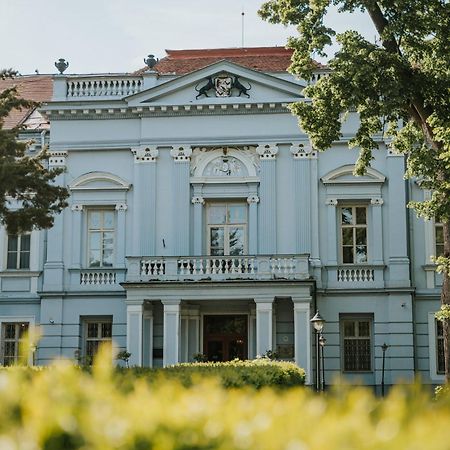 Hotel Kastiel Mojmírovce Eksteriør billede