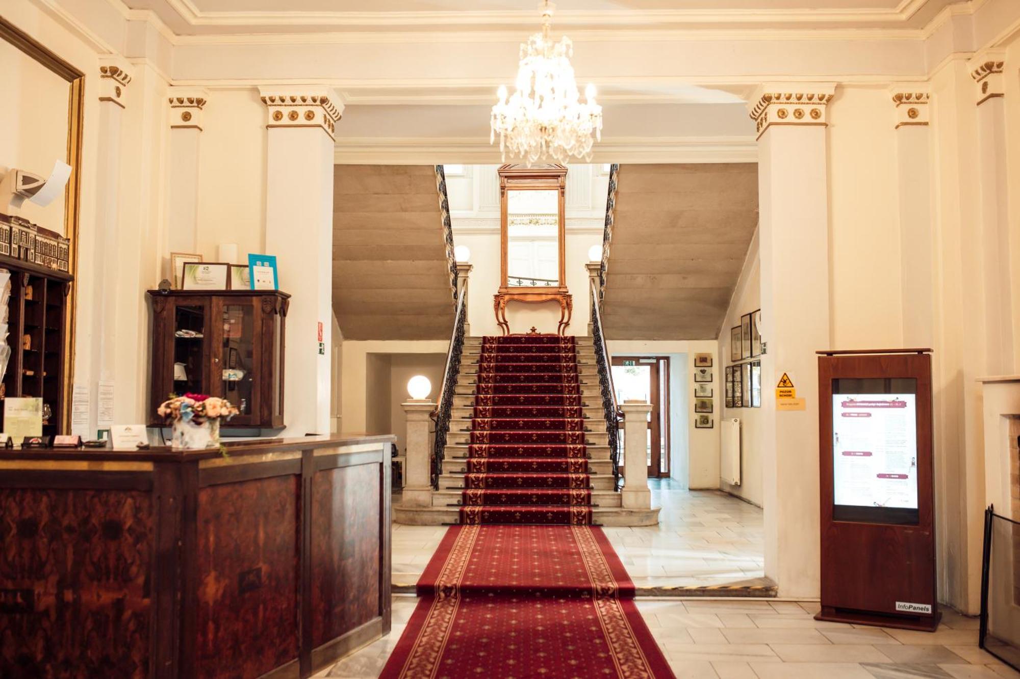 Hotel Kastiel Mojmírovce Eksteriør billede